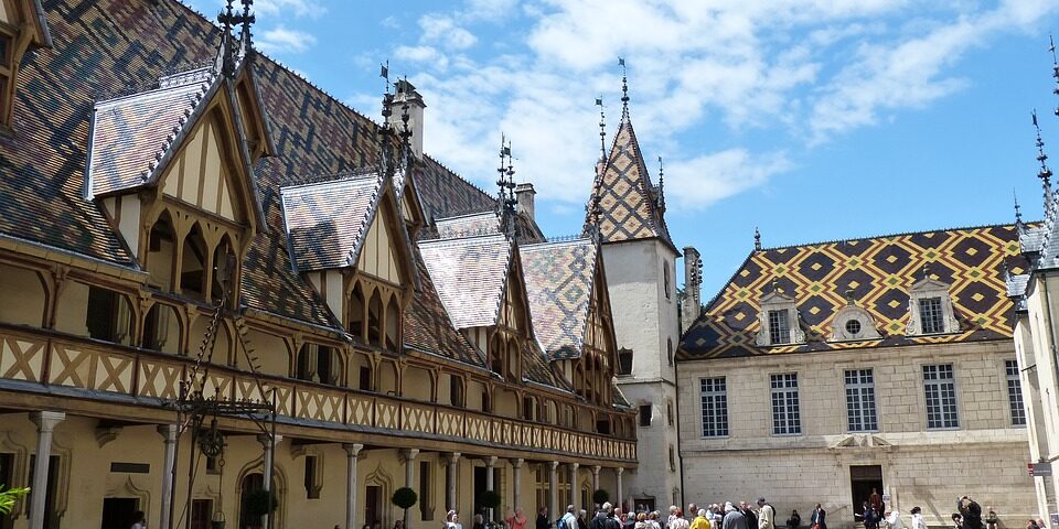 Guide Conférencier Bourgogne Eté 2021, Découvrir la France, Visiter la France, Visite France, Guide Touristique, Guide Conférencier, Visite Guidée, Excursion, Visite Privé, Guide Privé, Que faire en Bourgogne Franche Comté ?