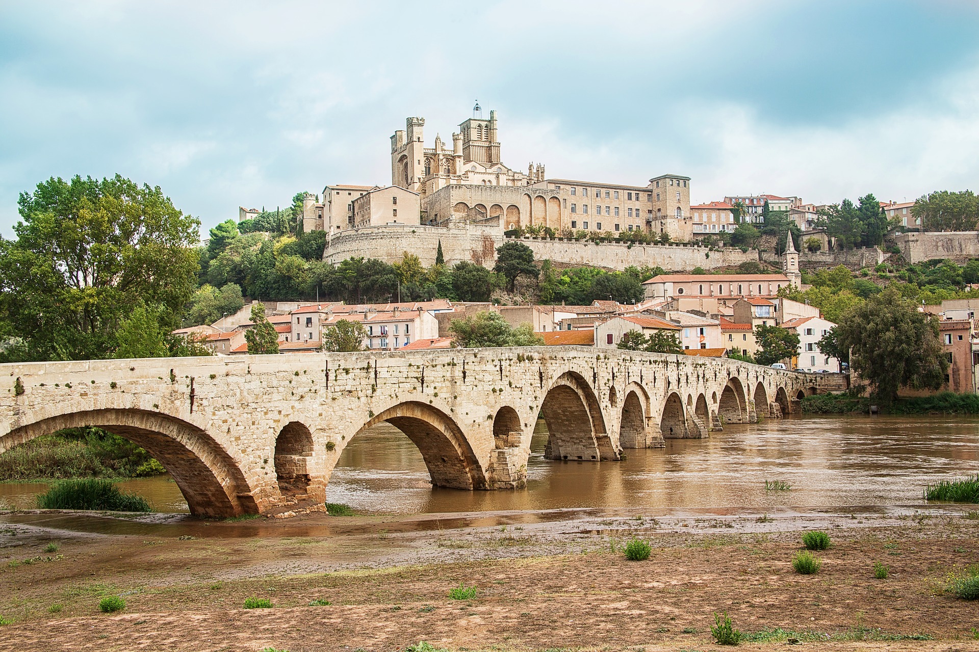 Visiter Herault, Visite de Béziers, Guide Béziers