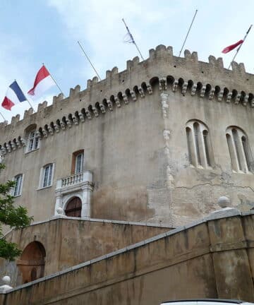 Que faire à Cagnes sur Mer, Guide Château Grimaldi, Guide Cagnes sur Mer, Guide Conférencier Cagnes sur Mer, Visite Guidée Cagnes sur Mer