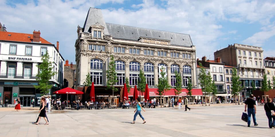 Visiter Clermont Ferrand, Visiter Auvergne, Guide Auvergne, Guide Clermont-Ferrand