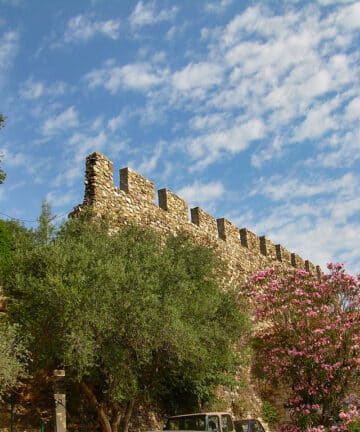 Guide Touristique Grimaud, Visite de Grimaud, Visite Grimaud, Guide Conférencier Grimaud, Visite guidée Grimaud