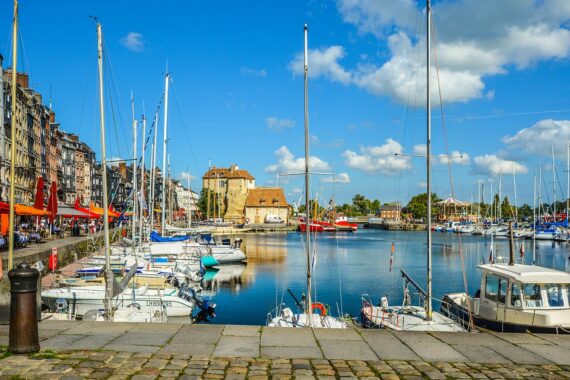 Visite d'Honfleur, Visite de Honfleur,