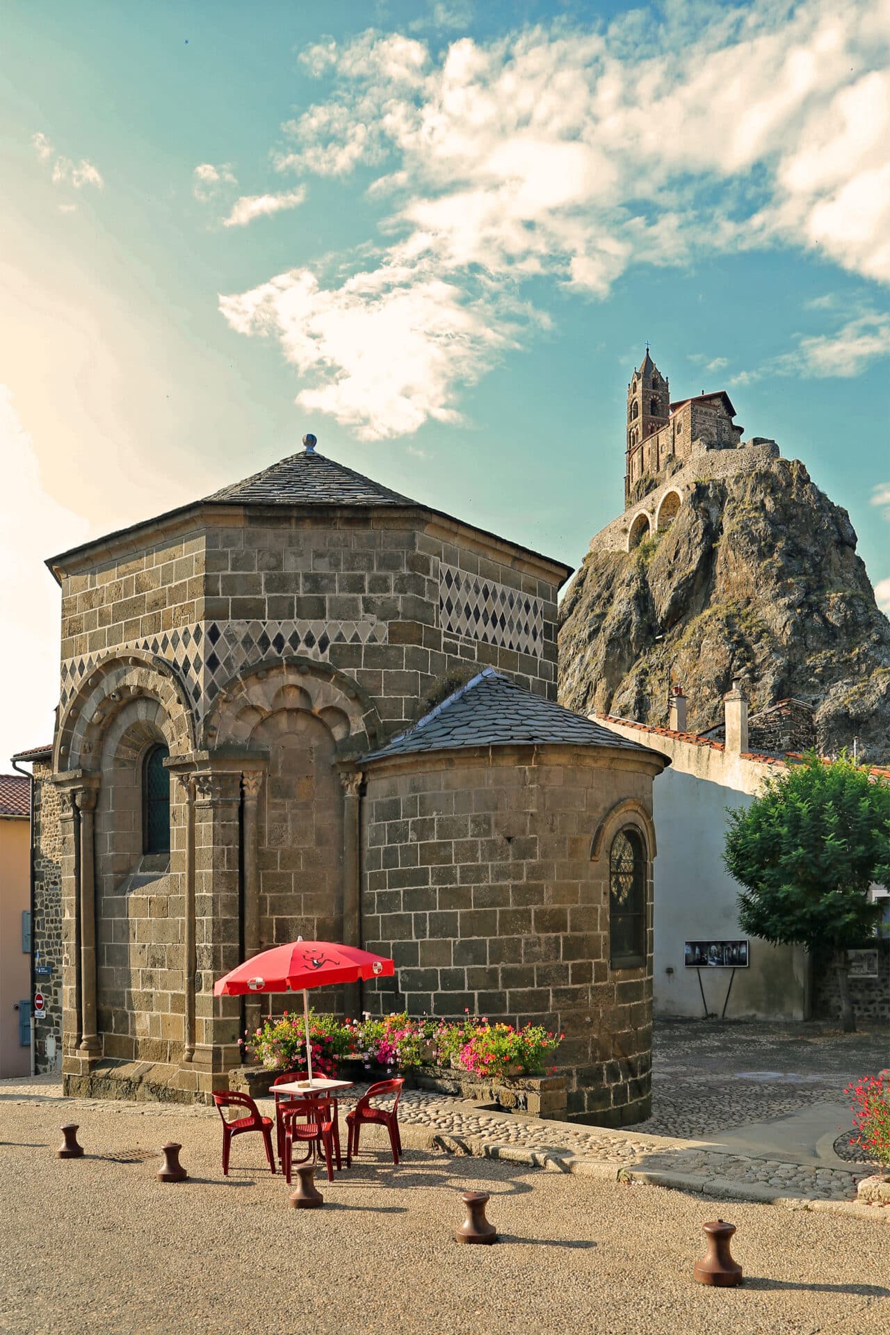 Le Puy en Velay Guide Touristique Le Puy en Velay, Guide Touristique Le Puy, Visite du Puy en Velay