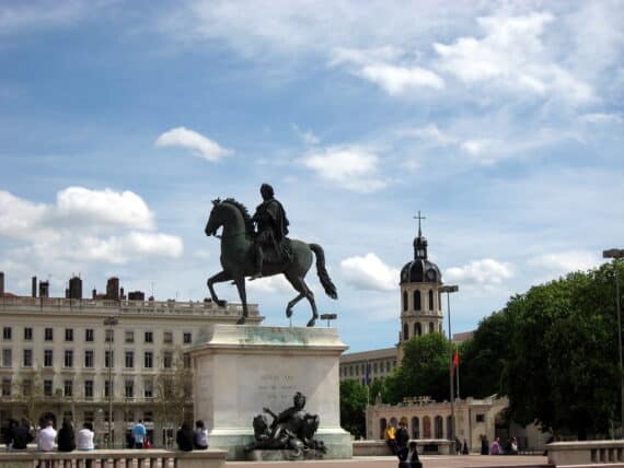 Place Bellecour, Visite Guidée Lyon, Visiter Lyon, Guide Lyon, Guide Conférencier Lyon