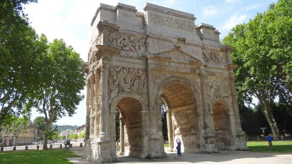 Visiter Orange, Guide Orange, Guide Conférencier Orange, Visiter Orange, Visiter Provence, Guide Provence