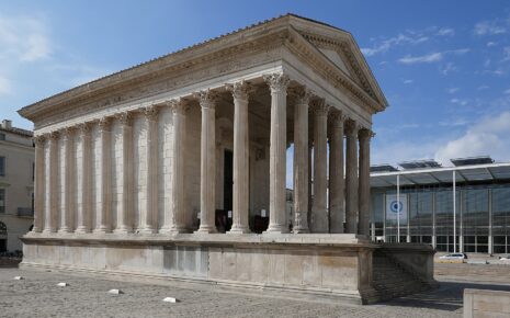 Visite Nîmes, Guide Touristique Nîmes, Visiter Nîmes