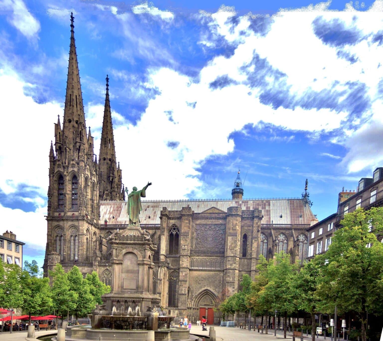 N°1 Visite Guidée Clermont Ferrand (2h) Guides de France N°1 Visite Guidée Clermont Ferrand (2h) Guides de France