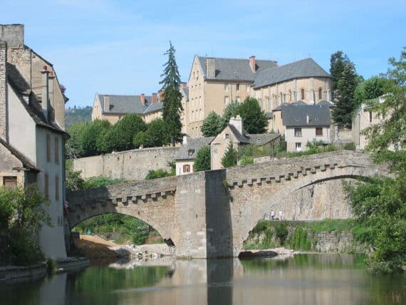 Visite de Mende, Guide Mende, Guide Lozère, Guide Conférencier Mende, Visiter Mende, Guide Occitanie