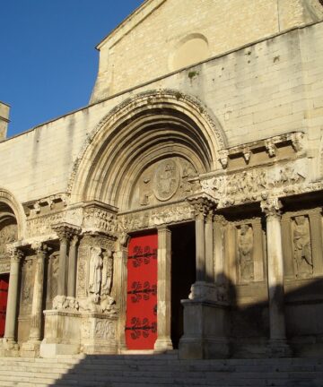 Visiter le Gard, Guide Conférencier Saint Gilles, Guide Occitanie, Guide Gard, Visite Guidée Saint Gilles, Visite de Saint Gilles, Guide Saint Gilles