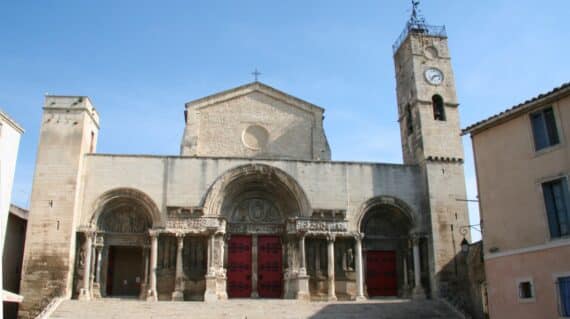 Guide Conférencier Saint Gilles, Guide Occitanie, Guide Gard, Visite Guidée Saint Gilles, Visite de Saint Gilles, Guide Saint Gilles