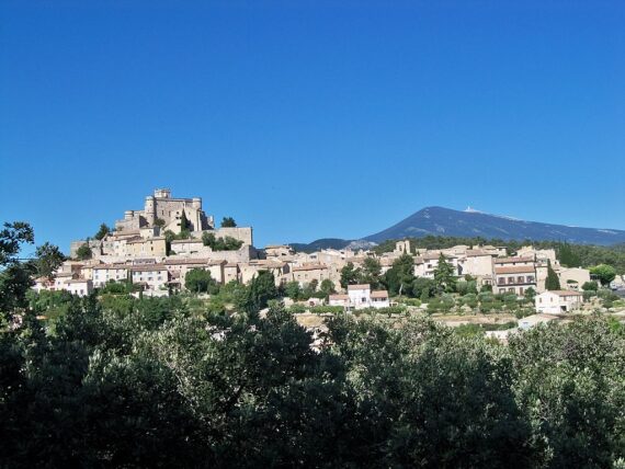 Guide Le Barroux, Visite Le Barroux, Guide Provence, Guides Provence, Guide Vaucluse