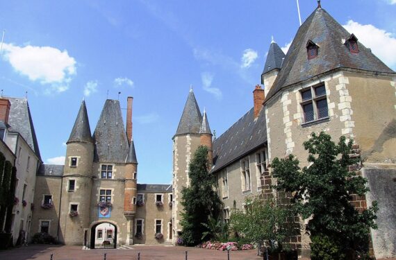 Visite Guidée Aubigny sur Nère, Visite de Aubigny sur Nère