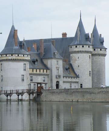 Guide Touristique Sully sur Loire