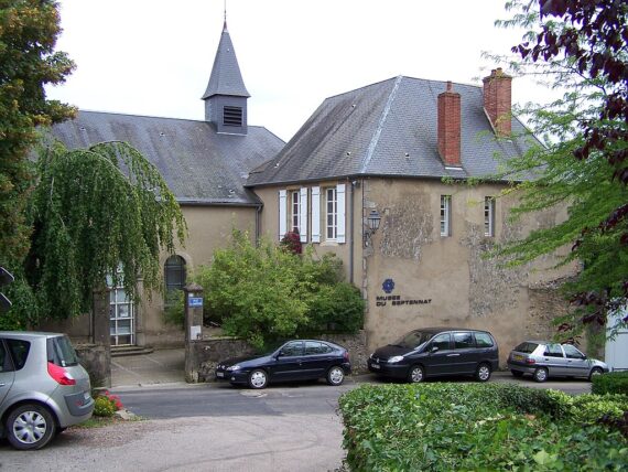 Guide Touristique Chateau Chinon, Guide Chateau Chinon, Guide Conférencier Chateau Chinon