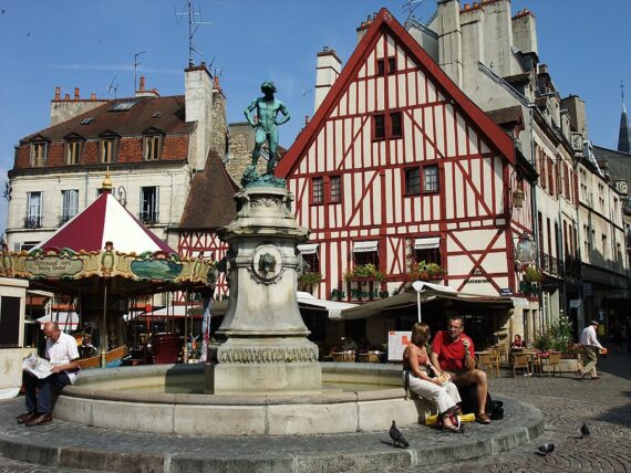 Visite Bourgogne,Visite Dijon, Guide Touristique Dijon, Visiter Dijon, Guide Dijon, Visite Guidée Dijon