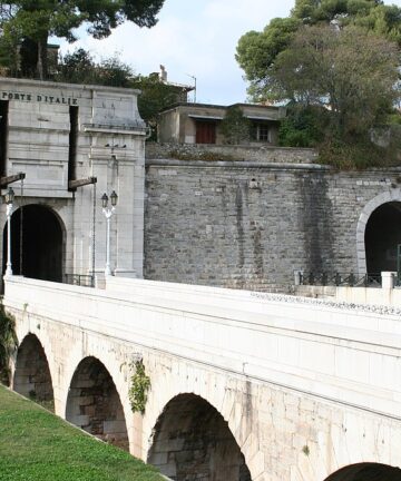 Visiter Toulon, Guide Touristique Toulon, Guide Toulon, Guide Conférencier Toulon