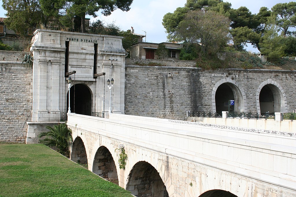 Visiter Toulon, Guide Touristique Toulon, Guide Toulon, Guide Conférencier Toulon