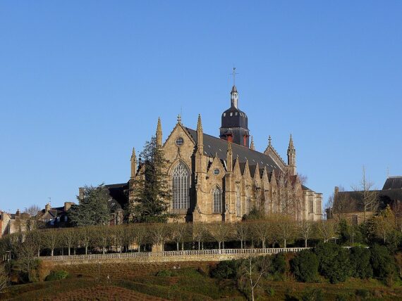 Visite Guidée Fougères, Guide Fougères, Guide Bretagne