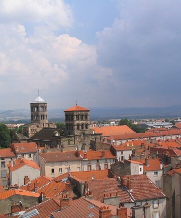 Guide Issoire, Issoire, Visiter Auvergne, Guide Auvergne