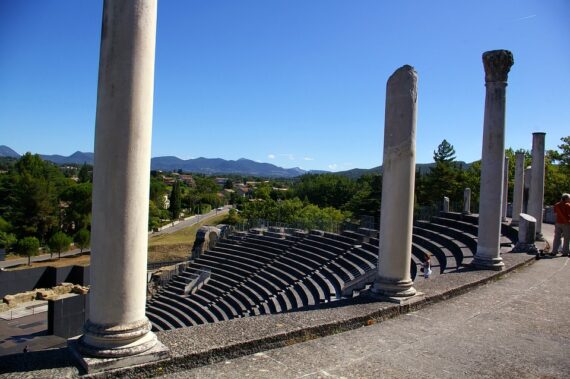 Guide Touristique Vaison la Romaine