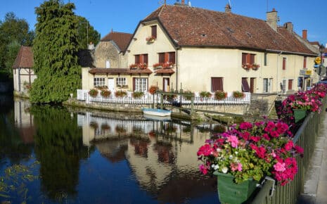 Mirabeau sur Bèze, Guide Mirabeau sur Bèze, Guide Bourgogne