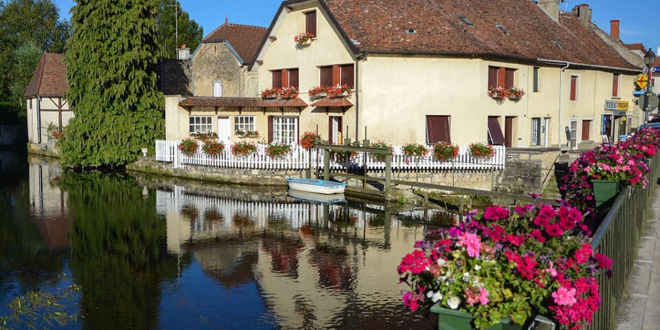 Mirabeau sur Bèze, Guide Mirabeau sur Bèze, Guide Bourgogne