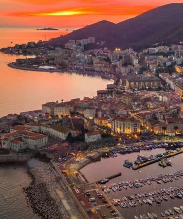 Visiter la Corse, Guide Ajaccio