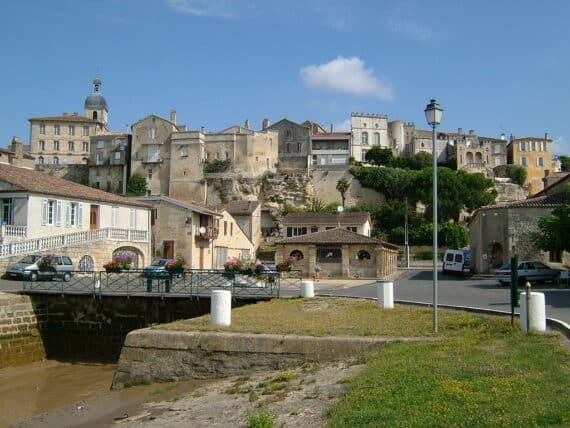 Guide Bourg sur gironde