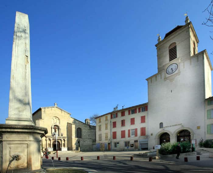 Guide Pertuis, Guide Provence, Guides France