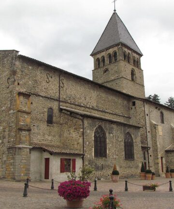 Visiter le Beaujolais, Visiter Beaujeu