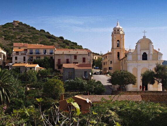 Visite de Cargèse, Visite Corse