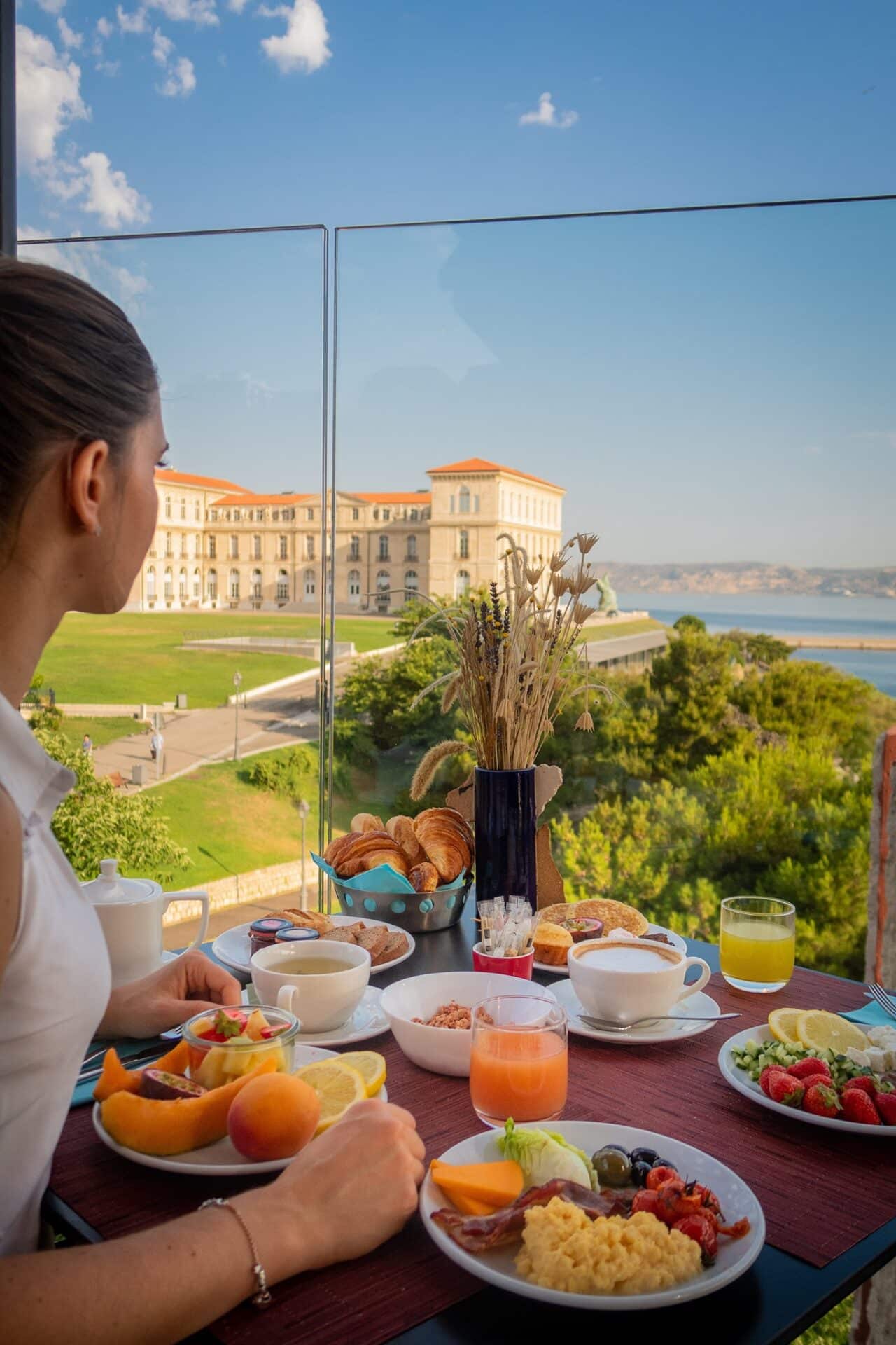 Le Pharo à Marseille Vieux Port, Endoume, Visitez Endoume, Guide Marseille, Visiter Marseille, Visite Guidée Marseille