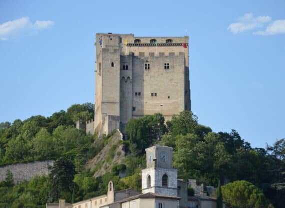 Visiter Crest, Drome Provençale, Tourisme Crest, Tour de Crest