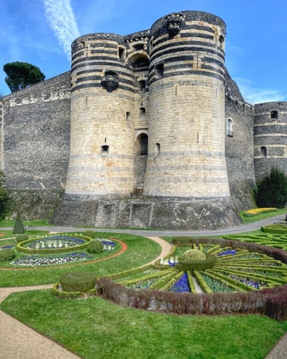 Chateau Angers, Guide Angers