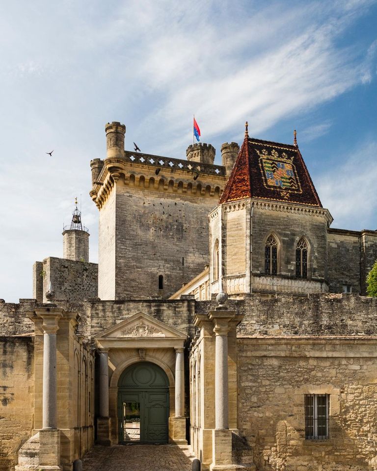 Chateau Uzes, Guide Uzes, Visiter Uzes, Guide Gard, Visiter le Gard, Visite Guidée Uzes