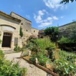 Jardin Medieval Uzes, Chateau Uzes, Guide Uzes, Visiter Uzes, Guide Gard, Visiter le Gard, Visite Guidée Uzes, Place aux Herbes Uzes