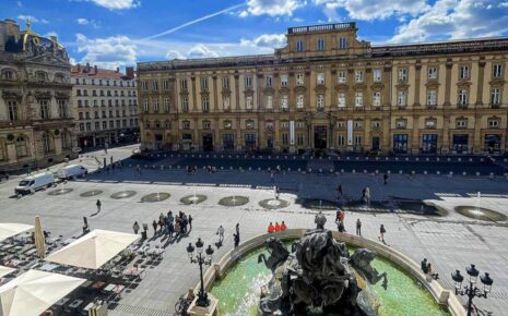 Vieux Lyon, Visiter Lyon, Guide Lyon, Tourisme Lyon, Visite Lyon, Place des Terrreaux