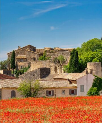 Visiter Lagnes, Guide Lagnes, Guide Luberon