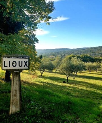 Visiter Lioux, Guide Luberon, Visiter Luberon, Guide Lioux