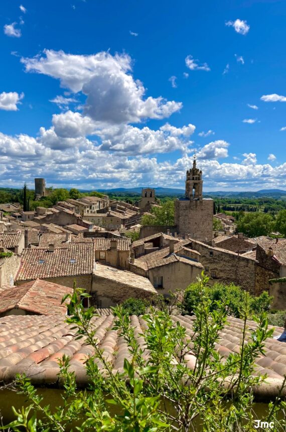 Guide Cucuron, Visite de Cucuron, Guide Provence, Guides Provence, Guide Luberon, Visiter Luberon