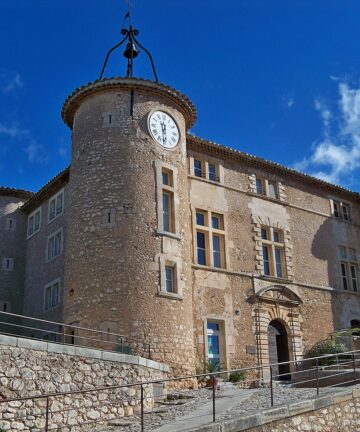 Guide Luberon, Visiter Luberon, Guide Rustrel