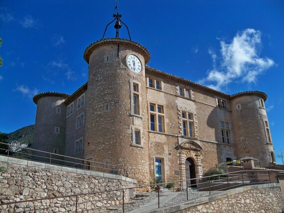 Guide Luberon, Visiter Luberon, Guide Rustrel