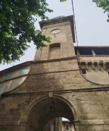 Visite de Pelissane, Pélissane, Guides France, Visiter la Provence, Guide Provence