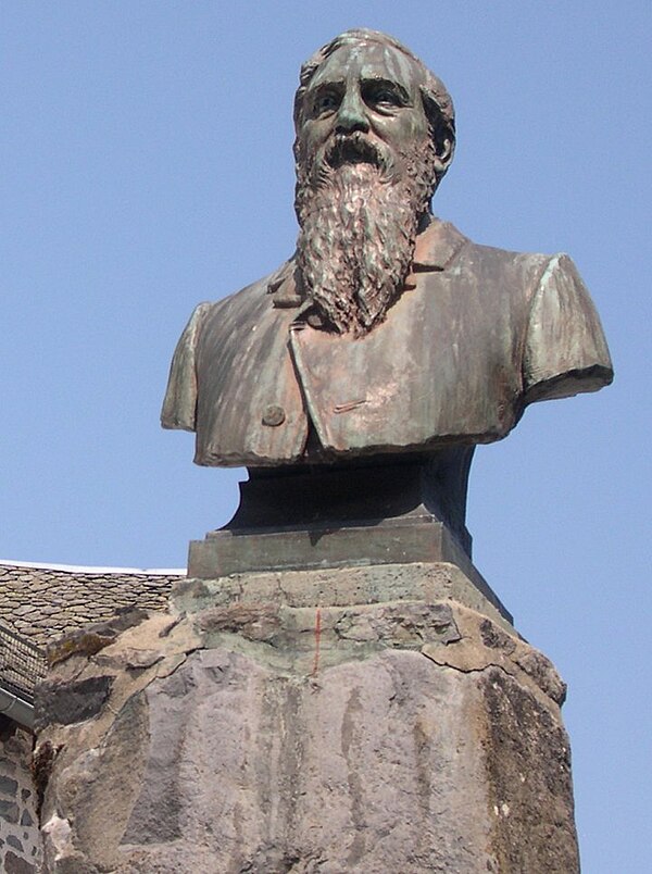 Visite Guidée Salers, Visite de Salers, Cantal Tourisme