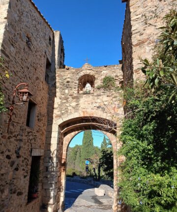 Visite Guidée Castelnou, Castelnou, Tourisme Castelnou