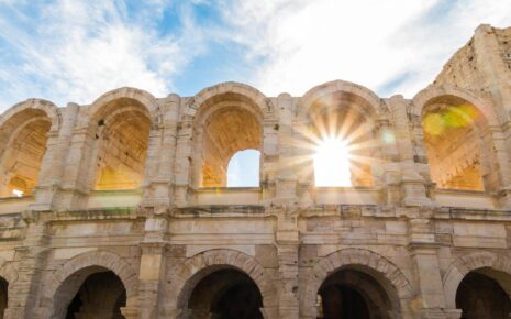 Arles les arènes