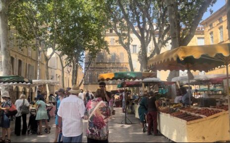 Visiter Place Richelme Aix en Provence Tourisme Guide