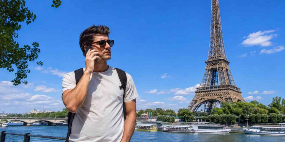 Comment Préserver Son Anonymat En Ligne Près Des Célèbres Monuments Français