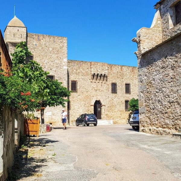 Eau Orezza : l'eau minérale de Corse - Visiter la Corse