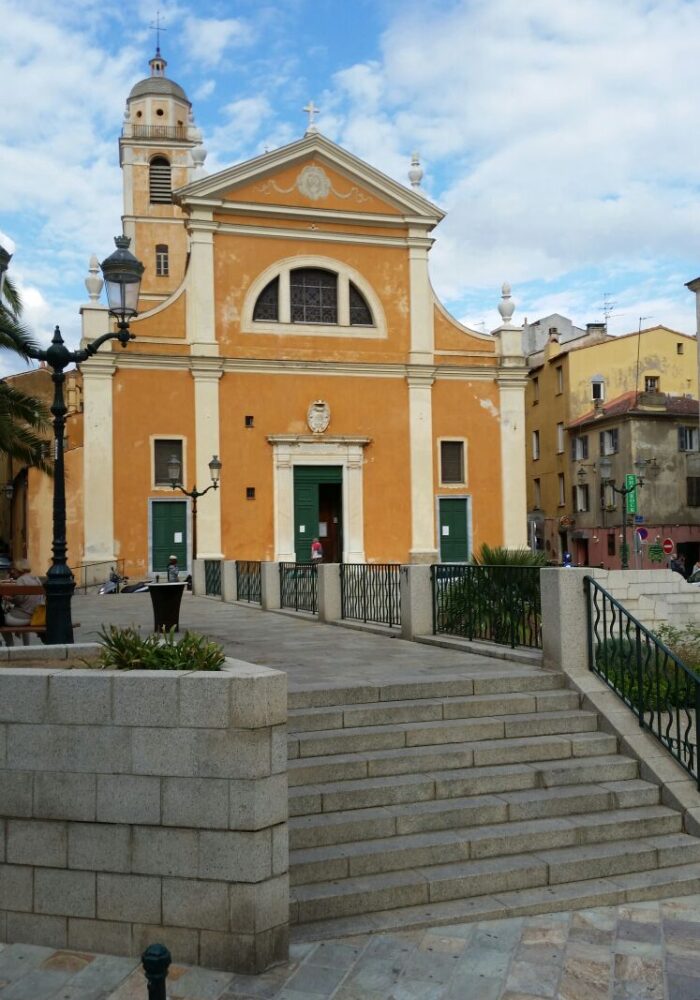 Explorer la cathédrale Ajaccio Visiter Ajaccio, Guide Ajaccio